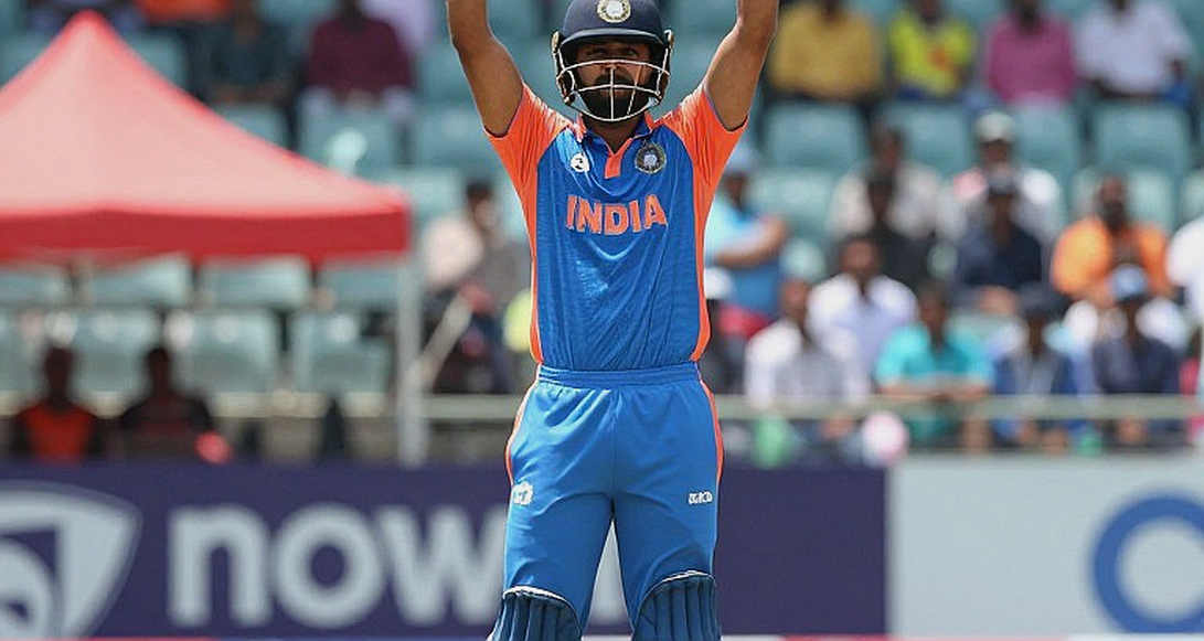 বারো মাসের ঋতু, চৌদ্দটি প্রতিধ্বনি: বাংলাদেশ ক্রিকেটের ভেতরের ঘড়ি